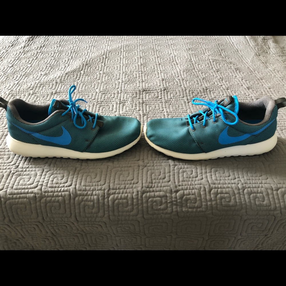 Nike Roshe Runs